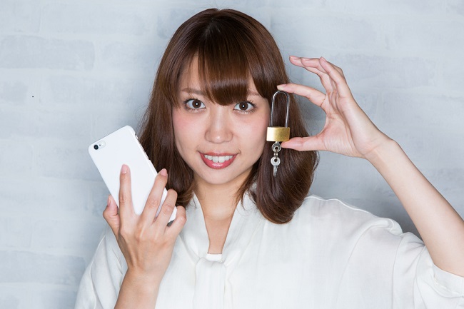 あなたのスマホ大丈夫？実はパソコン以上に危ない！