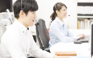 社内ヘルプデスクの構築と運用｜情シスの負担を減らす設計のポイントと進め方